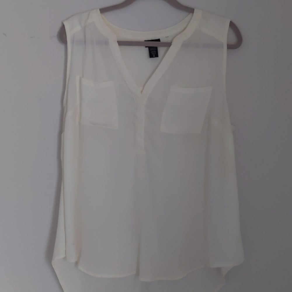 Torrid Ivory Sleeveless V-neck Tunic Chiffon Top Size 0